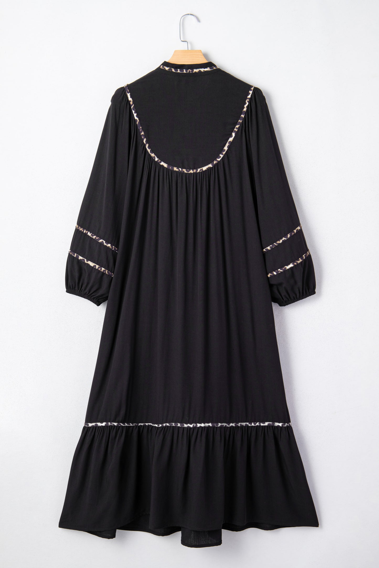 Black Contrast Leopard Trim Split Neck Long Sleeve Casual Midi Dress