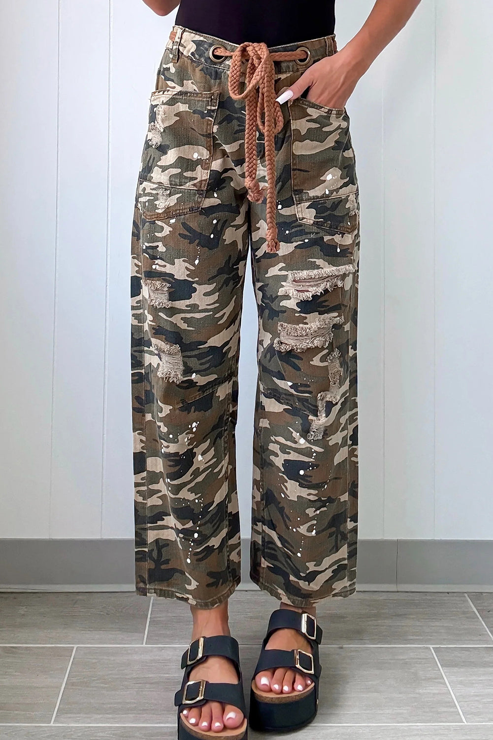 Green Camouflage Print Splashed Distressed Loose Denim Pants