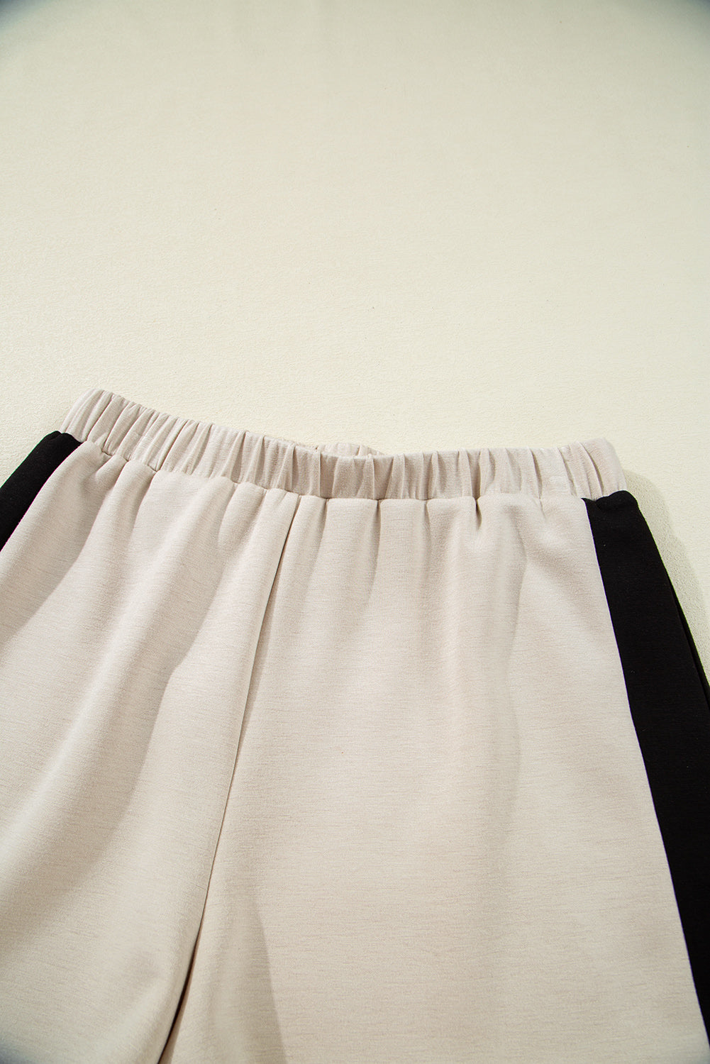 Black Colorblock Zipper Collar T Shirt and Shorts Set