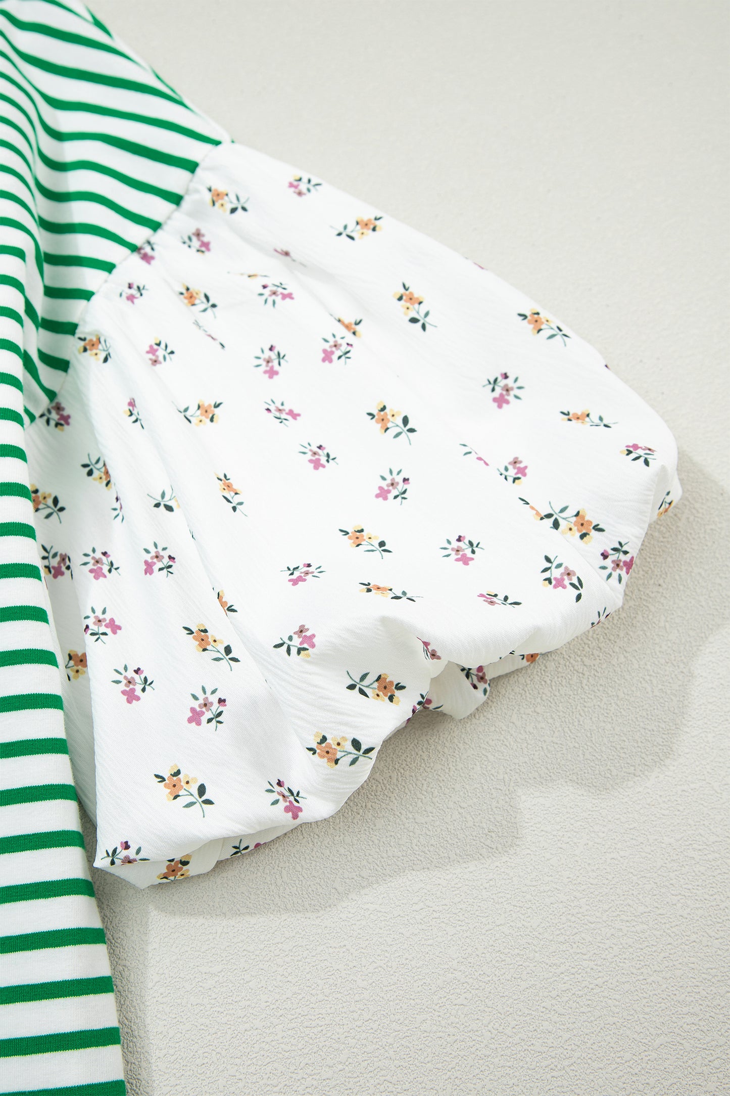 Red Stripe Floral Puff Sleeve Patchwork Round Neck Loose Top
